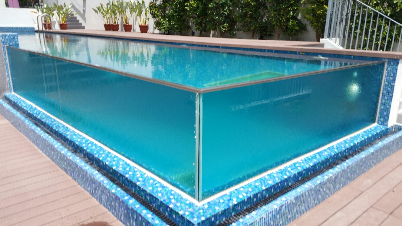 AQUABLU glass-sided infinity pool at Kheam Hock Road